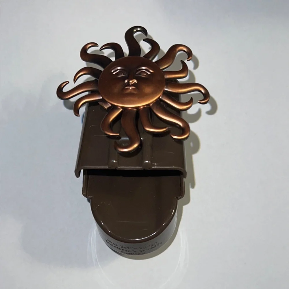 Pier 1 Celestial Sun Electric Fragrance Diffuser